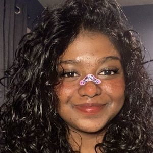 Meet your Posher, Thea